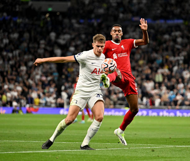 续约谈判取 续约谈判取